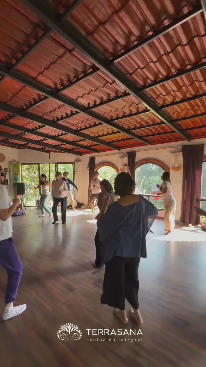 Retiro de transformación interior y conciencia emocional en experiencia inmersiva de Terrasana cerca de CDMX.